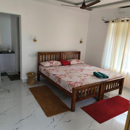 Marari Anna Beach Homestay 마라리쿨람 외부 사진
