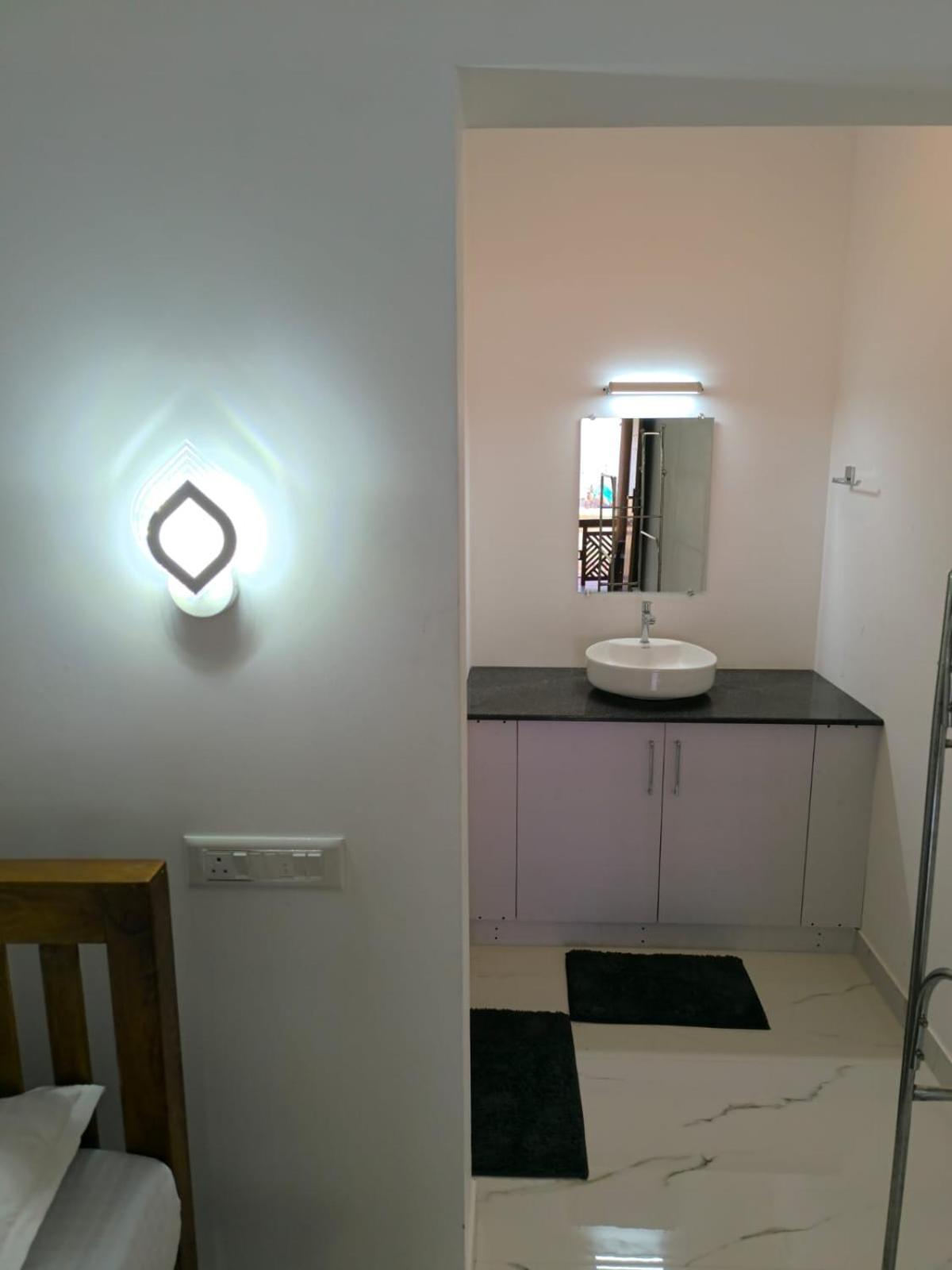 Marari Anna Beach Homestay 마라리쿨람 외부 사진