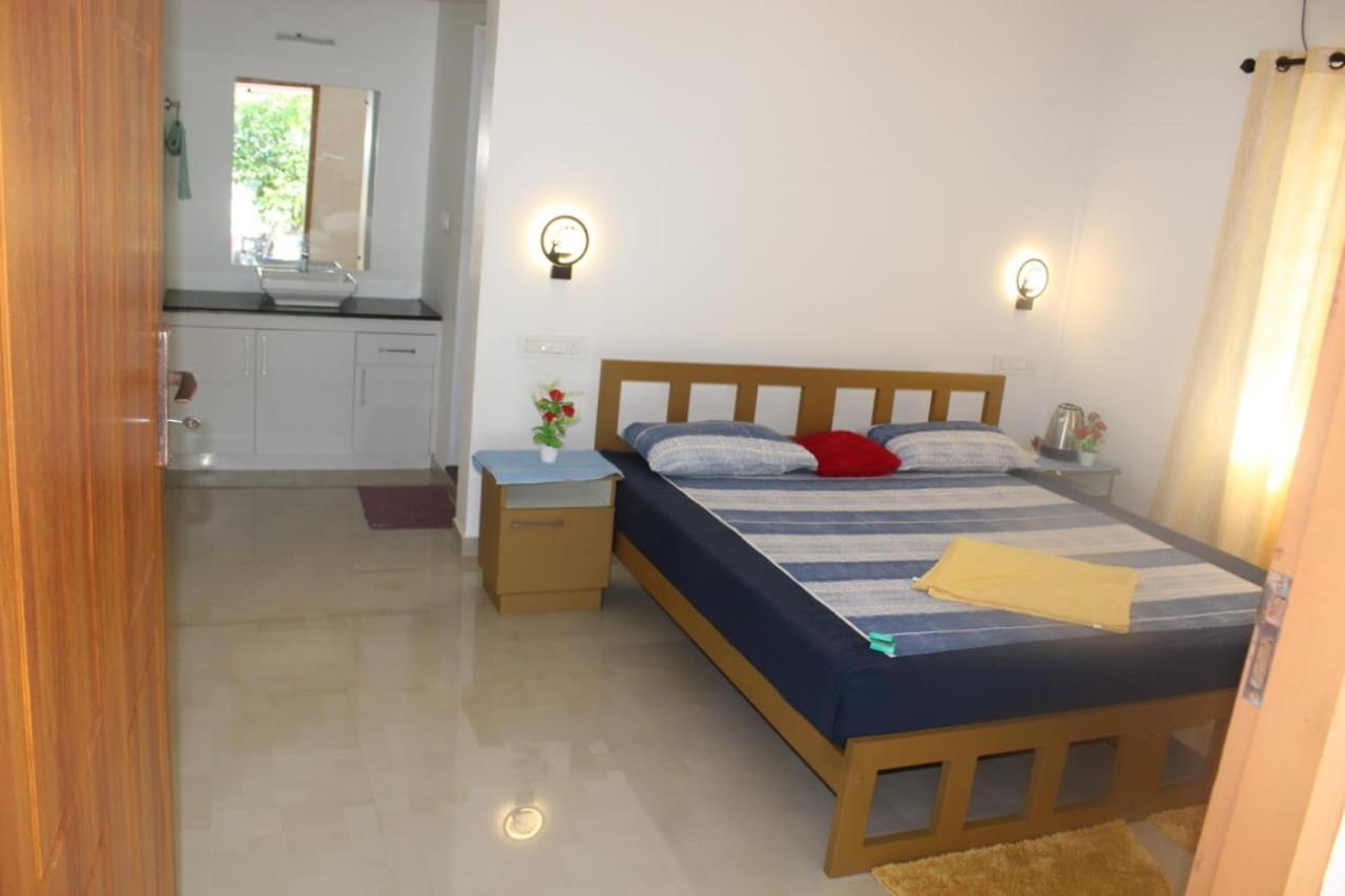 Marari Anna Beach Homestay 마라리쿨람 외부 사진