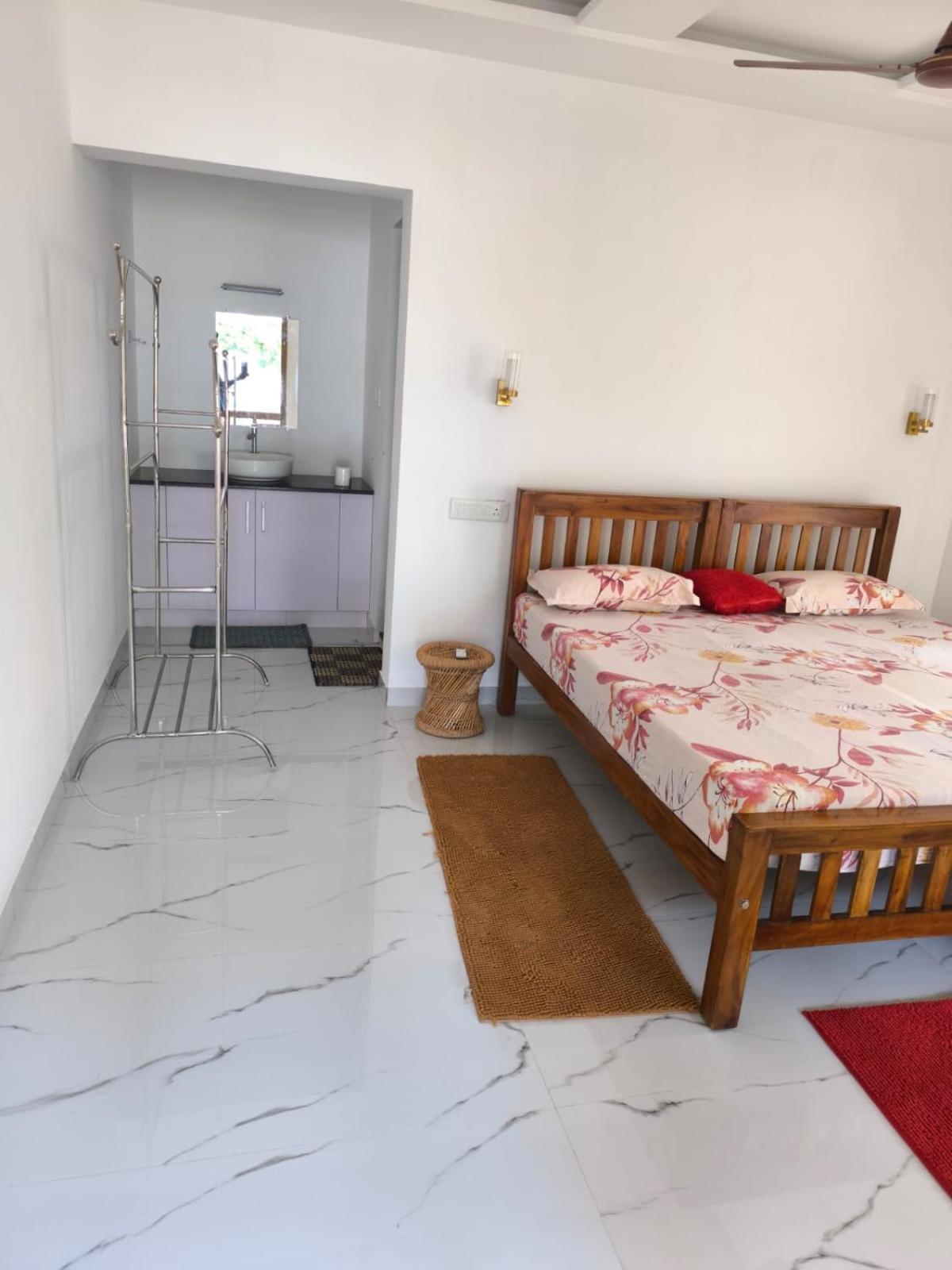 Marari Anna Beach Homestay 마라리쿨람 외부 사진