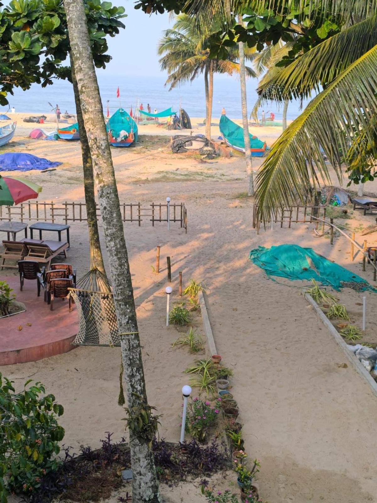 Marari Anna Beach Homestay 마라리쿨람 외부 사진